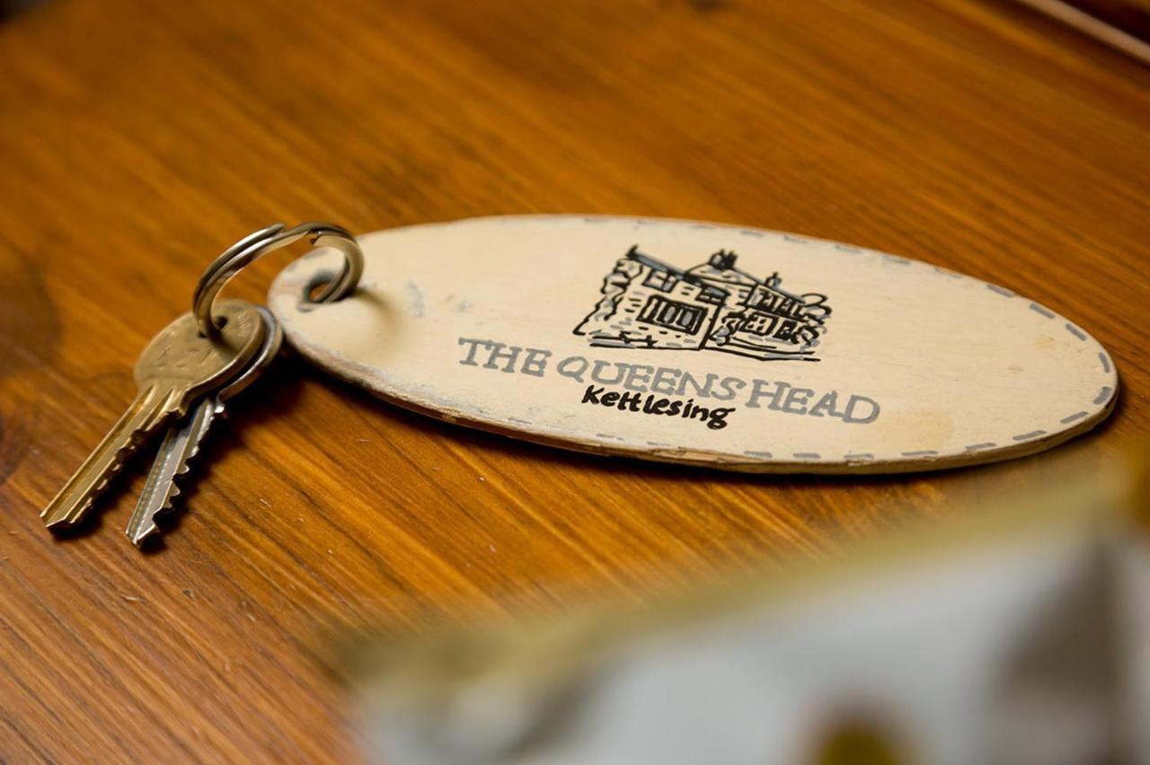 The Queens Head Kettlesing Harrogate Exterior foto